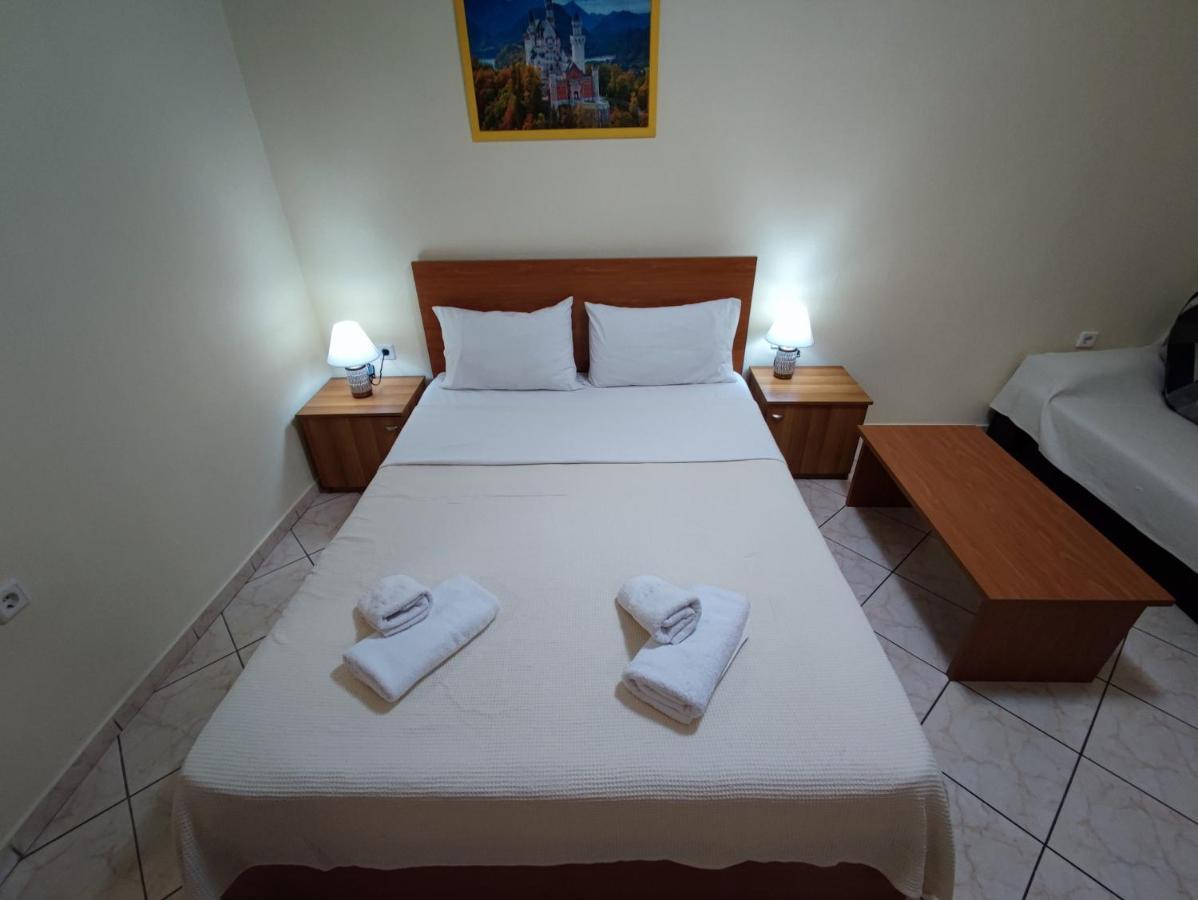 Constanteli Apartment Kavala Exteriör bild