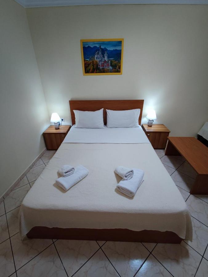 Constanteli Apartment Kavala Exteriör bild